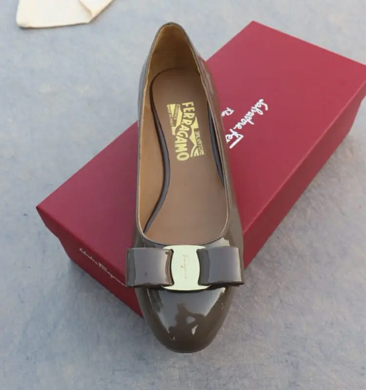 salvatore ferragamo flat chaussures pour femme s_10aa0653